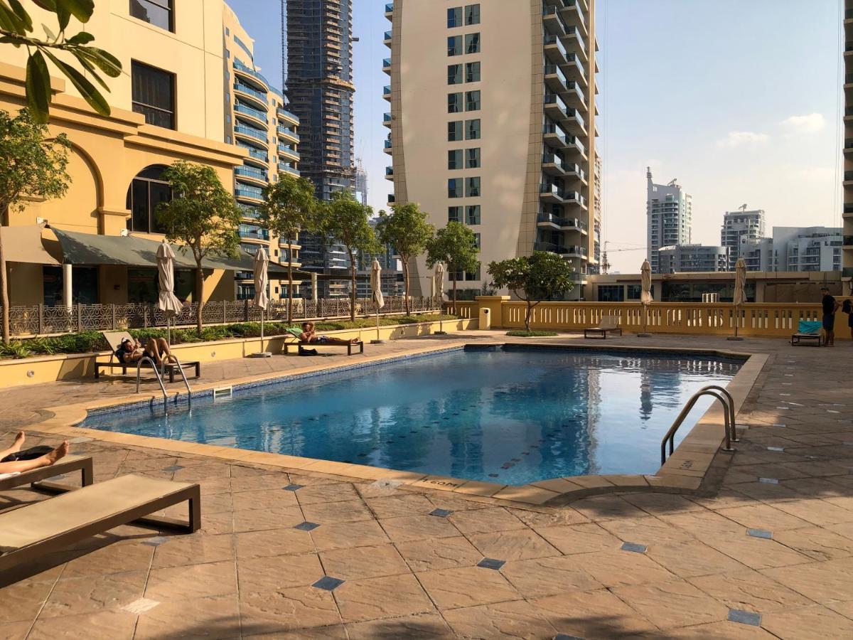 Spacious 5 Beds 3 Min From The Jbr Beach Dubai Ngoại thất bức ảnh