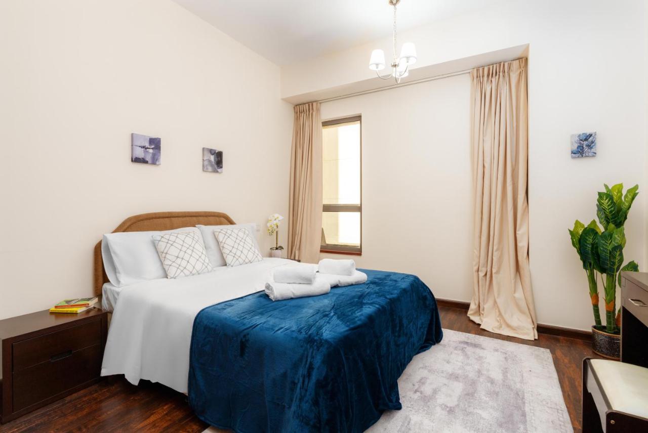 Spacious 5 Beds 3 Min From The Jbr Beach Dubai Ngoại thất bức ảnh