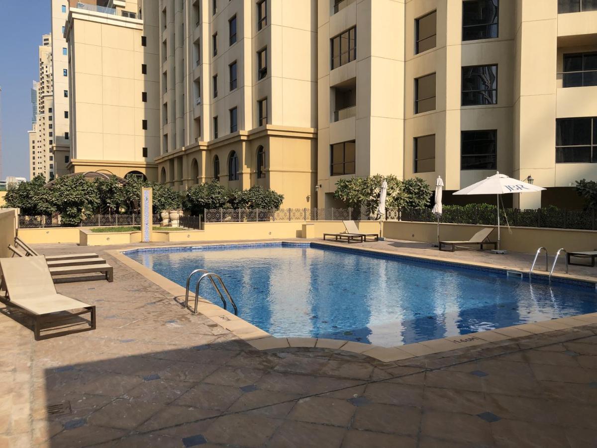 Spacious 5 Beds 3 Min From The Jbr Beach Dubai Ngoại thất bức ảnh