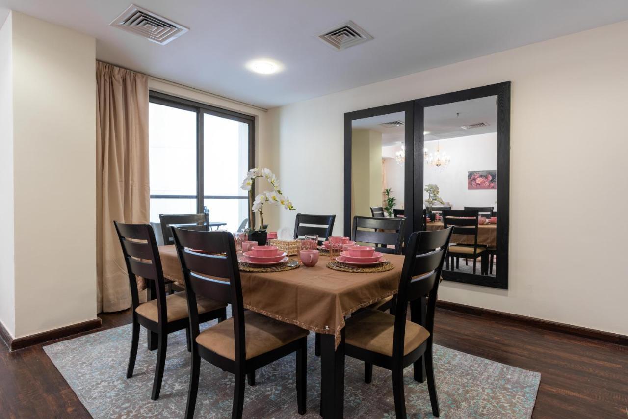 Spacious 5 Beds 3 Min From The Jbr Beach Dubai Ngoại thất bức ảnh